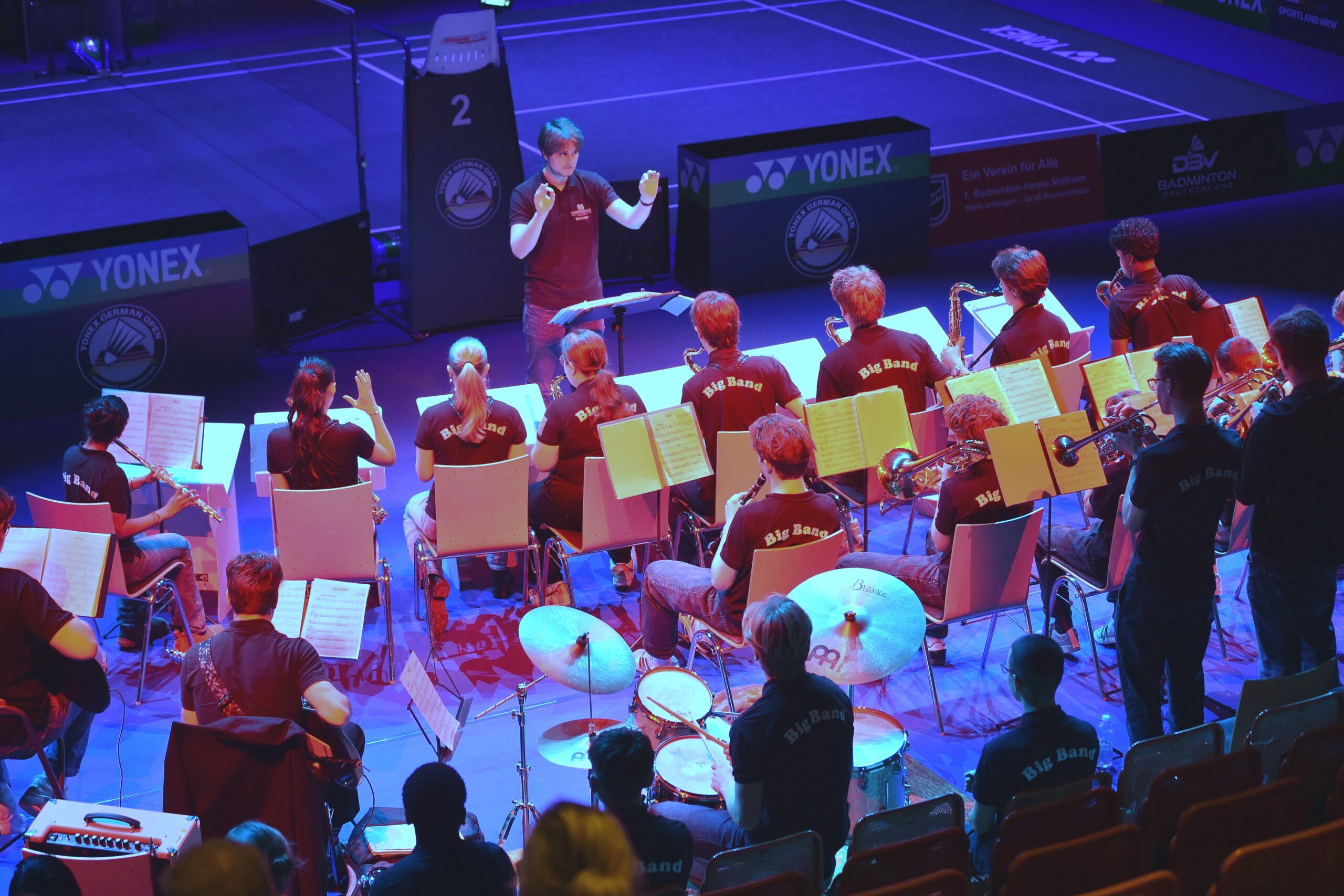 Musikalische Untermalung vor Spielbeginn